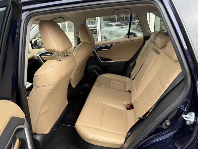 Toyota RAV4 2.5 Hybrid AWD Executive Bomvol, Memory Seats, Stuurwielverwarming, voorruitverwarming, Leder, 1650KG trekgewicht