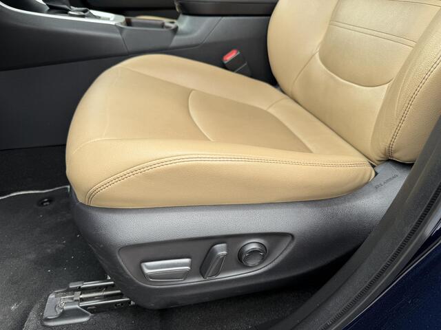 Toyota RAV4 2.5 Hybrid AWD Executive Bomvol, Memory Seats, Stuurwielverwarming, voorruitverwarming, Leder, 1650KG trekgewicht