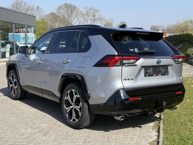 Toyota RAV4 2.5 Plug-in Hybrid AWD Bi-Tone Plus Trekhaak | Pano | Stoel- stuurverwarming