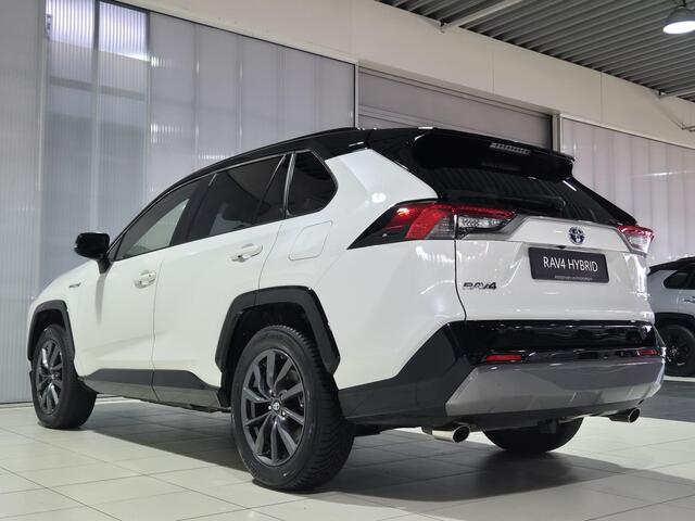 Toyota RAV4 2.5 Hybrid AWD Bi-Tone | Zwart dak | |360° camera | Dodehoekdetectie | Parkeersensoren | JBL Premium audio | Stoelverwarming | Keyless | Elektr. Achterklep | Lederen bekleding |