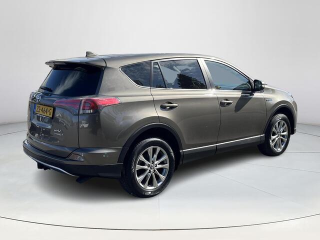 Toyota RAV4 2.5 Hybrid AWD Dynamic | Navigatie | Achteruitrijcamera | Elektrisch achterklep | Stoelverwarming | Trekhaak