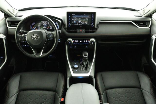 Toyota RAV4 2.5 Hybrid AWD ADVENTURE | Trekhaak | Apple Carplay/Android Auto | 360 Camera | Leer | Elektrische Achterklep | Stoel/Stuurverwarming |