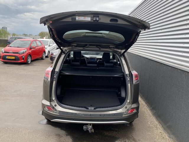 Toyota RAV4 2.5 Hybrid Executive Trekhaak, Navigatie, Lederen bekleding, 360" camera, Dodehoekdetectie, Stoelverwarming, Seat memory, 1e eign.