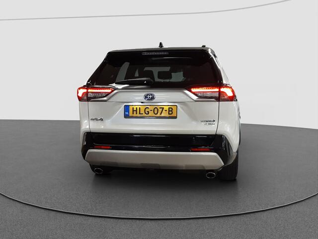 Toyota RAV4 2.5 Hybrid AWD Bi-Tone Limited | Panoramadak | Trekhaak 1650 kg | Half leer