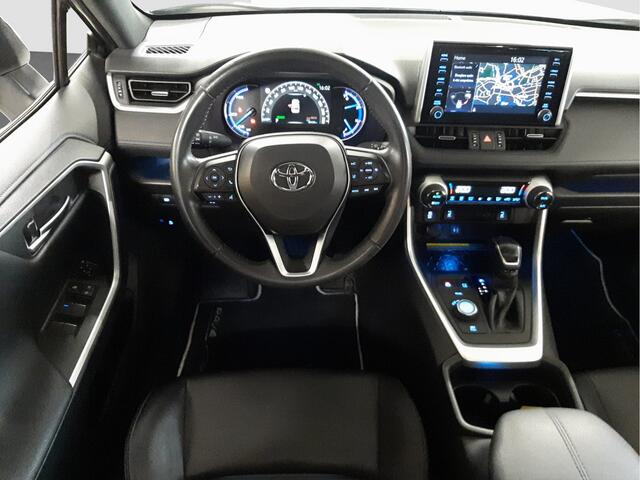 Toyota RAV4 2.5 Hybrid AWD Bi-Tone Limited | Panoramadak | Trekhaak 1650 kg | Half leer