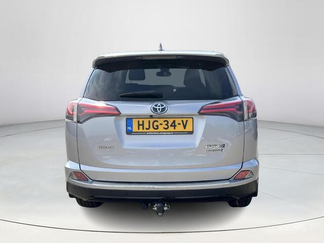 Toyota RAV4 2.5 Hybrid AWD Black Edition | Navigatie | Trekhaak | Parkeercamera | Licht metalen velgen |