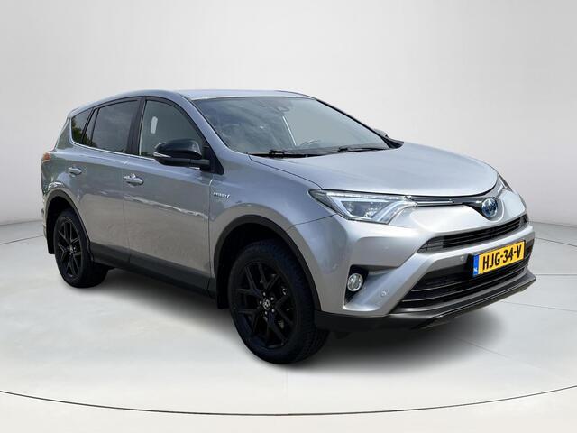 Toyota RAV4 2.5 Hybrid AWD Black Edition | Navigatie | Trekhaak | Parkeercamera | Licht metalen velgen |