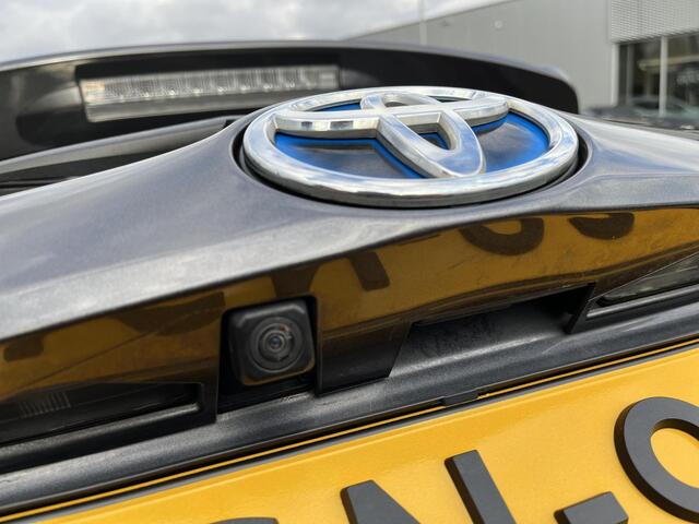Toyota RAV4 2.5 Hybrid Dynamic | Navigatie | Achteruitrijcamera | Stoelverwarming | Leder