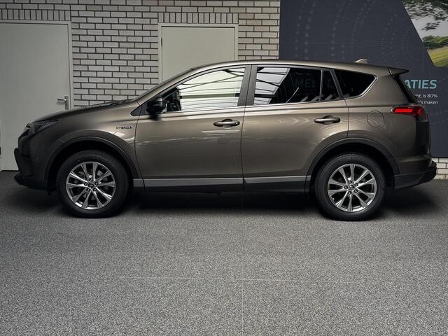 Toyota RAV4 2.5 Hybrid AWD Executive automaat Toyota RAV4 2.5 Hybrid AWD Executive