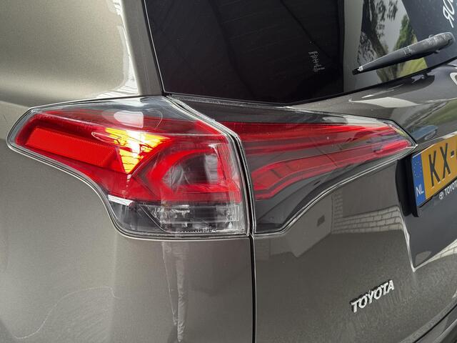 Toyota RAV4 2.5 Hybrid AWD Executive automaat Toyota RAV4 2.5 Hybrid AWD Executive