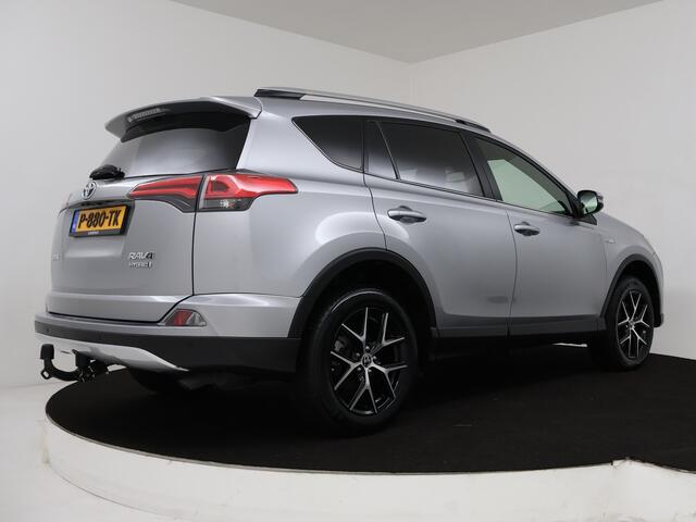 Toyota RAV4 2.5 Hybrid AWD Style