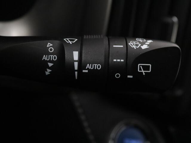 Toyota RAV4 2.5 Hybrid AWD Style