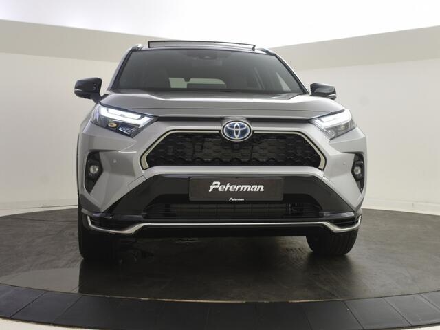 Toyota RAV4 AWD 2.5 Plug - In Hybid 300 Style | Innovation Pack | Panoramada