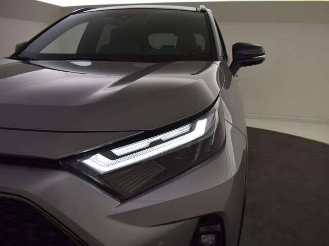 Toyota RAV4 AWD 2.5 Plug - In Hybid 300 Style | Innovation Pack | Panoramada