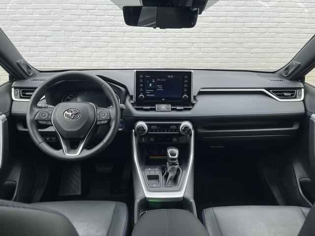 Toyota RAV4 2.5 Hybrid Executive Bi-Tone | CarPlay | Leder | 360* Camera | ACC | LED | DAB+ | 19 inch