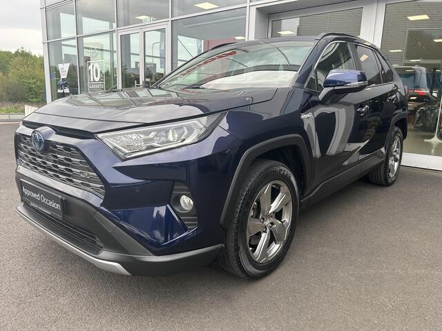 Toyota RAV4 2.5 Hybrid AWD Executive Blind Spot | Lederen bekleding | 18 inch | Blind spot monitor | JBL premium sound