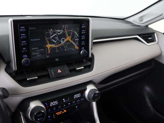 Toyota RAV4 2.5 Hybrid AWD Executive Premium Limited I Elektrisch Glazen Schuif/Kanteldak I JBL | Navigatie I Stoelgeheugen | Climate Control I Cruise Control I Camera Rondom Zicht I USB I Volledig Dealer Onderhouden |
