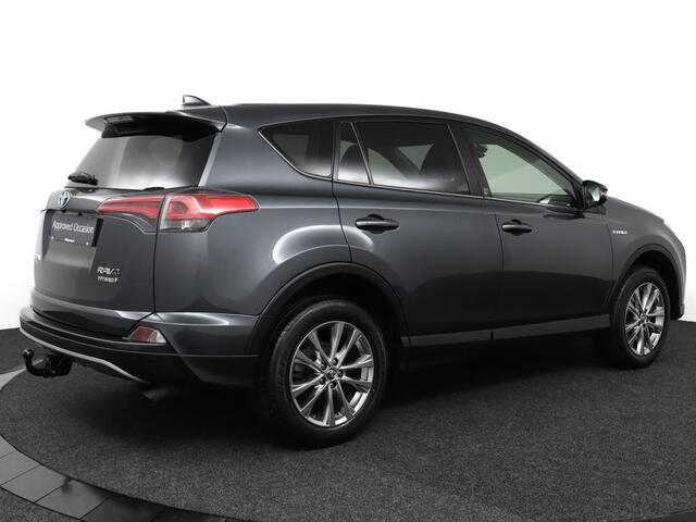 Toyota RAV4 2.5 Hybrid AWD Style | Trekhaak | Parkeersensoren | Stoel/Stuurverwarming | Elektrische Achterklep |