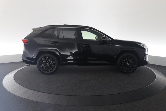 Toyota RAV4 2.5 Hybrid AWD Black Edition | Trekhaak | Pano | JBL