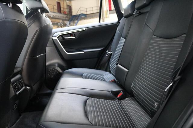 Toyota RAV4 2.5 Hybrid AWD Black Edition Blind Spot Monitor, Stuurverwarming
