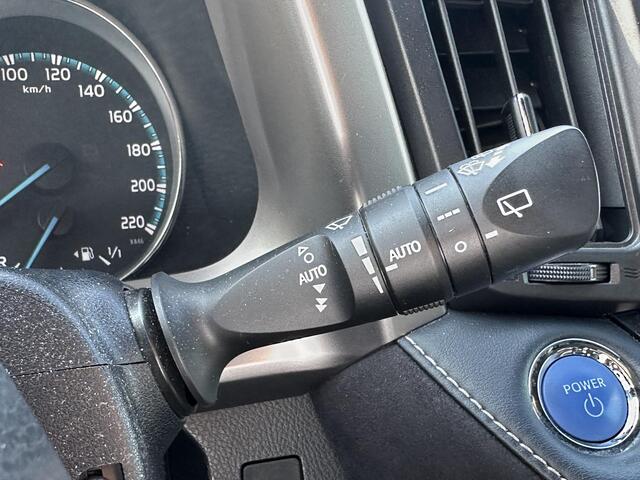 Toyota RAV4 2.5 Hybrid AWD Style