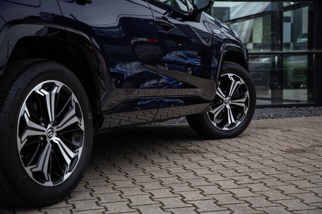 Toyota RAV4 2.5 Plug-in Hybrid AWD Style Elektrisch glazen panoramadak, Adap. cruise, Head-up display, trekhaak