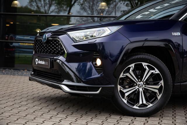 Toyota RAV4 2.5 Plug-in Hybrid AWD Style Elektrisch glazen panoramadak, Adap. cruise, Head-up display, trekhaak