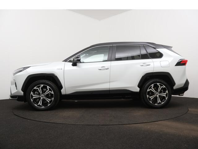 Toyota RAV4 2.5 Plug-in Hybrid AWD Bi-Tone Plus | Panoramadak | JBL | Leder | Memory Seats | Stoel + Stuur verwarming en Verkoeling | Dodehoeksensor | LED |