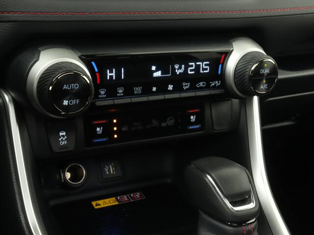 Toyota RAV4 2.5 Plug-in Hybrid AWD Bi-Tone Plus | Panoramadak | JBL | Leder | Memory Seats | Stoel + Stuur verwarming en Verkoeling | Dodehoeksensor | LED |