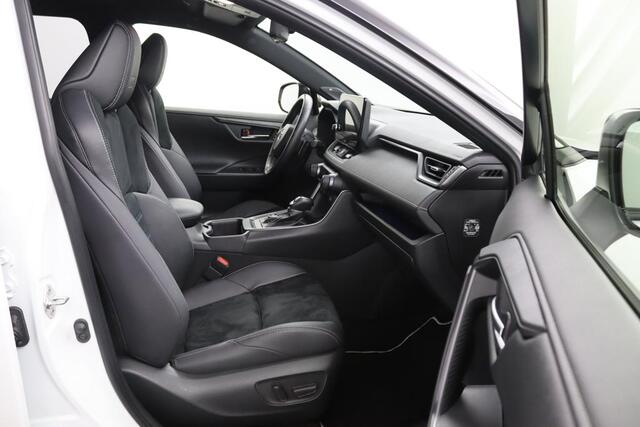 Toyota RAV4 2.5 Hybrid AWD GR SPORT | JBL Audio | GR Sport Plus Pakket | 360 Camera | Dodehoek Detectie | Parkeersensoren Rondom |