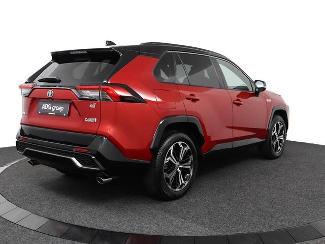 Toyota RAV4 2.5 Plug-in Hybrid AWD GR SPORT | Apple Carplay/Android Auto | Parkeersensoren | Stoel/Stuurverwarming | Elektrische voorstoelen | Elektrische Achterklep | 306PK |
