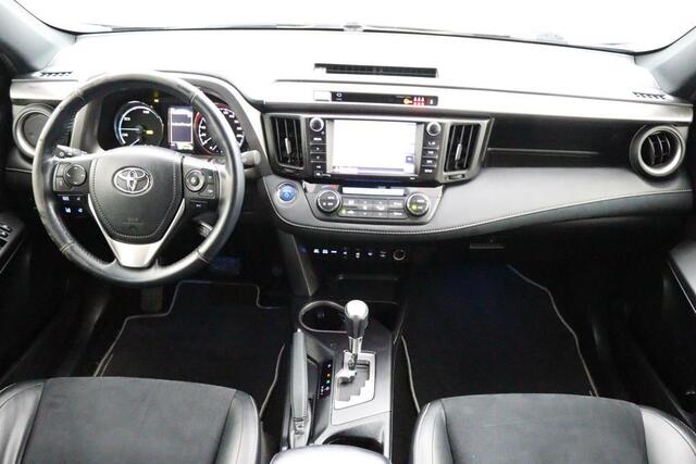 Toyota RAV4 2.5 Hybrid Style | Navigatie | Stoelverwarming | Stuurverwarming | Parkeersensoren |