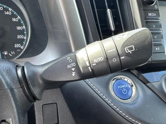Toyota RAV4 2.5 Hybrid AWD Style