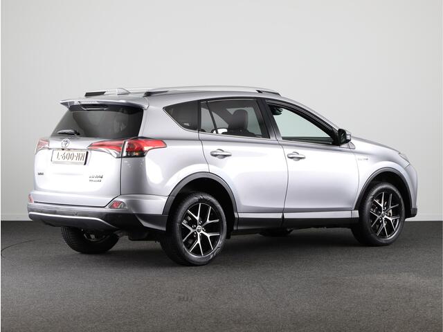 Toyota RAV4 2.5 Hybrid Style Limited | Camera | LM velgen | Navigatie | Cruise Control Adaptief | Elektrisch bedienbare achterklep | Parkeersensoren | Stoelverwarming |