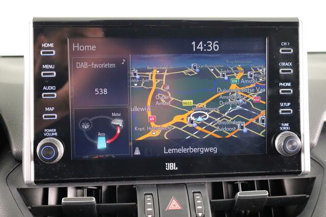 Toyota RAV4 2.5 Plug-in Hybrid AWD Bi-Tone Plus | Parkeersensoren | JBL-Audio | Navigatie | Climate Control | Stoelverwarming | Draadloze telefoonlader | Dodehoek Ass. | 360 Camera |