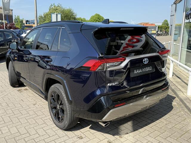 Toyota RAV4 2.5 Hybrid AWD Bi-Tone Stoel/stuur verwarming, 360 graden camera, JBL premium, Panoramic view monitor, 1650 kg trekgewicht