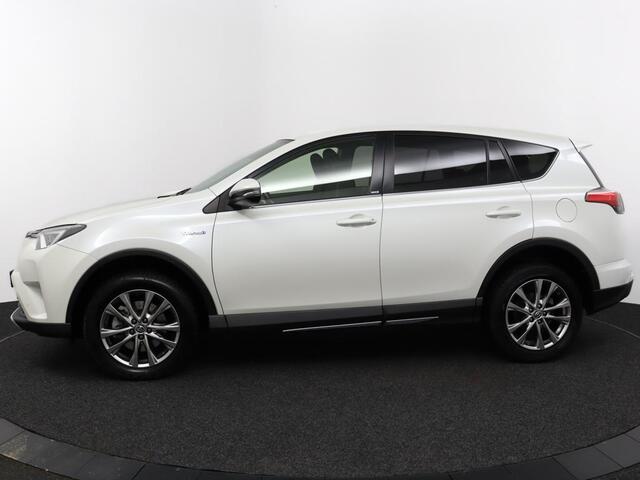 Toyota RAV4 2.5 Hybrid Style | Adaptive Cruise Control | Achteruitrijcamera | Parkeersensoren | Navigatie |