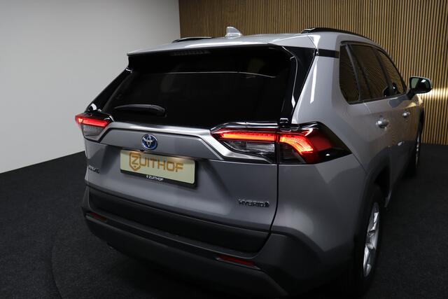 Toyota RAV4 2.5 Hybrid Style | Adaptive-cruise | Apple Carplay & Android Auto | Camera | Keyless | Clima