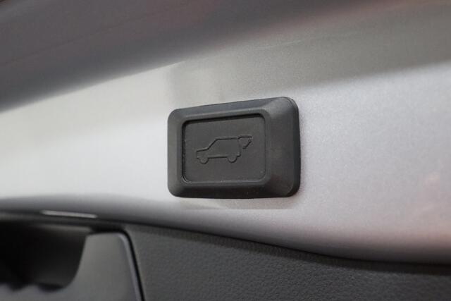 Toyota RAV4 2.5 Hybrid Style | Adaptive-cruise | Apple Carplay & Android Auto | Camera | Keyless | Clima