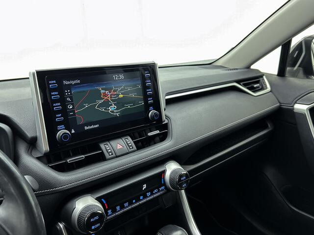 Toyota RAV4 2.5 Hybrid AWD Dynamic | Trekhaak | Navigatie |
