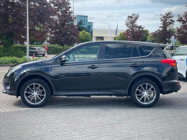 Toyota RAV4 2.0 150pk 4WD AUTOMAAT NAVI CAMERA TREKHAAK
