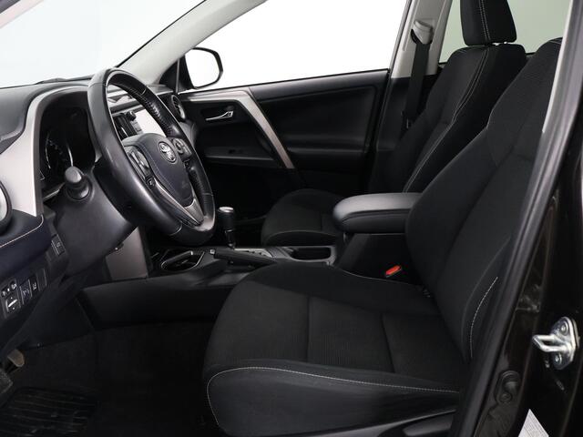 Toyota RAV4 2.5 HYBRID AUTOMAAT LUXURY NAVIGATIE.TREKHAAK.CAMERA.GARANTIE TOT 5-2028