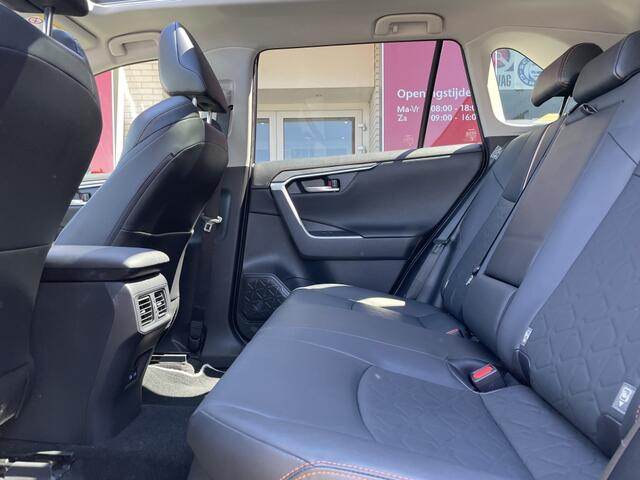 Toyota RAV4 2.5 Hybrid AWD Adventure | Pano | JBL | Treeplanken | 360 camera