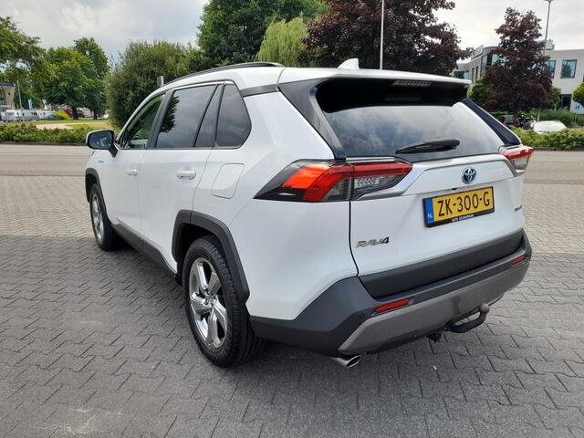 Toyota RAV4 2.5 HYBRID FIRST EDTION AUTOMAAT TREKHAAK CAMERA CRUISE