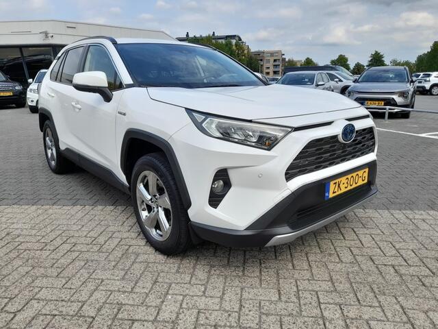 Toyota RAV4 2.5 HYBRID FIRST EDTION AUTOMAAT TREKHAAK CAMERA CRUISE