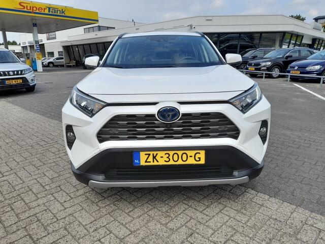 Toyota RAV4 2.5 HYBRID FIRST EDTION AUTOMAAT TREKHAAK CAMERA CRUISE