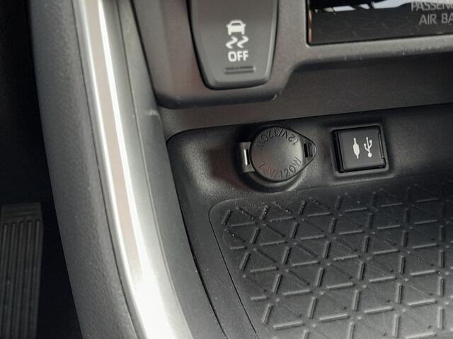 Toyota RAV4 2.5 HYBRID FIRST EDTION AUTOMAAT TREKHAAK CAMERA CRUISE