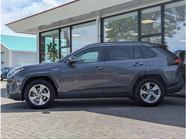 Toyota RAV4 2.5 Hybrid Dynamic Plus | Stoel- stuurverwarming | Elek. achterklep | Camera | PDC V+A | BSM