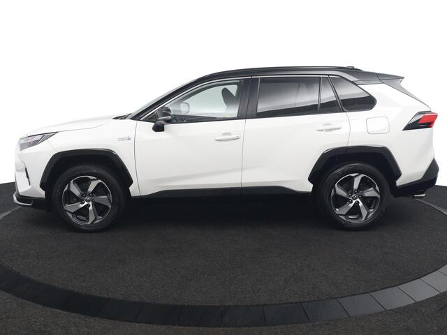 Toyota RAV4 2.5 Plug-in Hybrid AWD Dynamic | Trekhaak 1500 KG | Stoelverwarming | Stuur en Voorruit verwarming | Led Verlichting |
