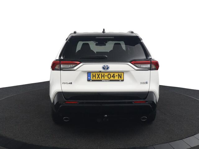 Toyota RAV4 2.5 Plug-in Hybrid AWD Dynamic | Trekhaak 1500 KG | Stoelverwarming | Stuur en Voorruit verwarming | Led Verlichting |
